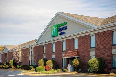Holiday Inn Express Hotel And Suites Corinth