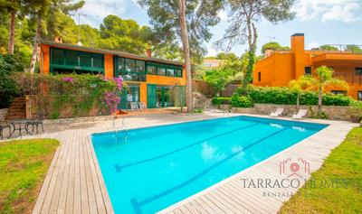 TH100 Villa Vacacional con Vistas al Mar en Tamari