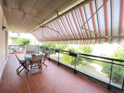 Bright Apartment 300 m from sea