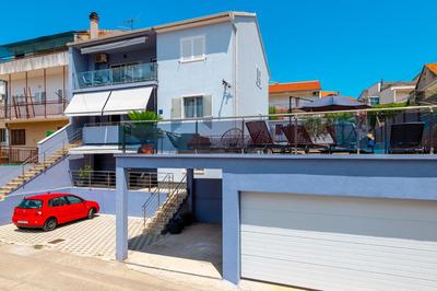 Pool apartman Maja
