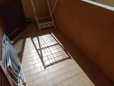 Casa accogliente con balcone e posto auto a pochi passi dal centro