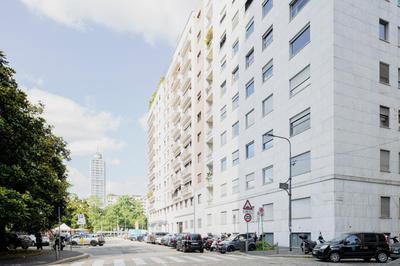 Easylife - Studio Moderno e luminoso in Repubblica