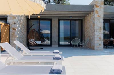 Villa Otter by PosarelliVillas