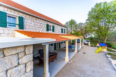 Charming stone house with private pool & jacuzzi - Holiday Home Vera