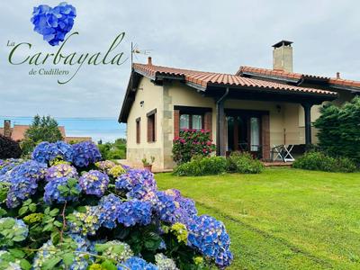 Apartamentos Rurales La Carbayala
