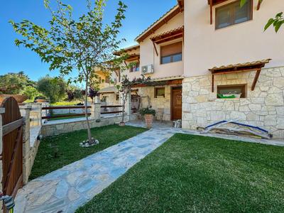 Luxurious Maisonette in Pefkochori