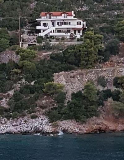 Villa 'SeaRock' apartment at Amoni Corinth