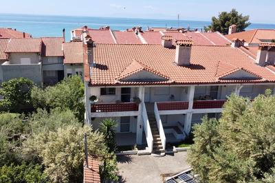 Family House in Mola Kaliva