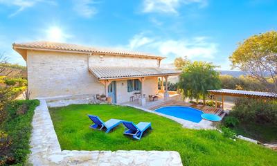 Villa Vitsilias under the cretan sky