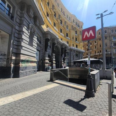 6 N'amore, Nel cuore di Napoli