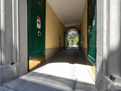 Pinti Apartment