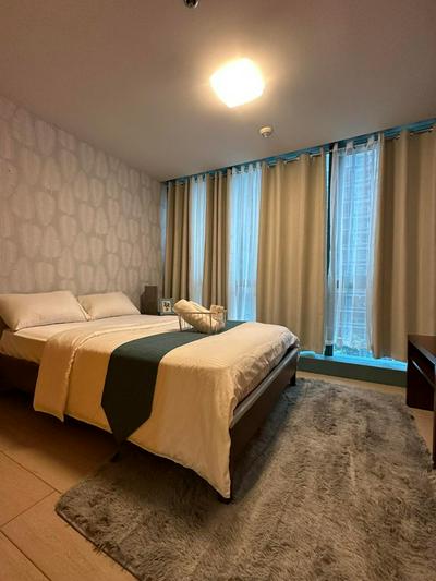 BGC One Uptown Suite by Christine Suites PH