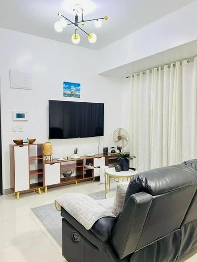 Beautiful 2 Bedroom in Uptown BGC