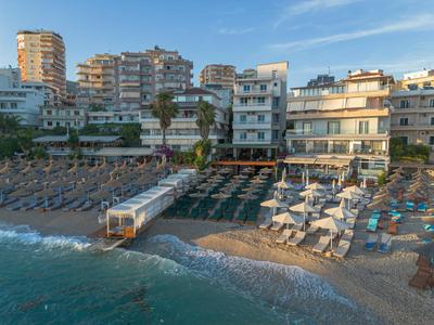 Vila e Bardhe Butique Hotel