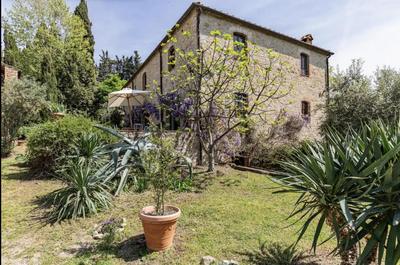 The House , Tuscany and the pool