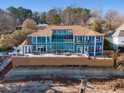 3 Story with Indoor Pool, Indoor Racquetball Court