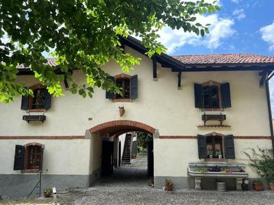 Borgo del 1700- Le Scuderie- trilocale