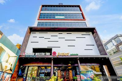 Super Townhouse Oak Mahadevapura Opposite Phoenix Mall Formerly Grand Wilton Inn