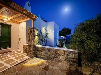 The Mykonos House - Newly Renovated Villa Near Town