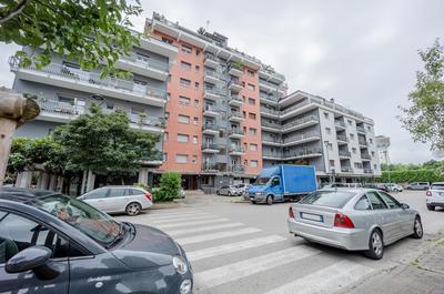 Miranda - Apartament in Mestre with Balcony!