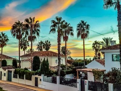 107-Exclusive Apartment with Pool, Elviria, Marbella