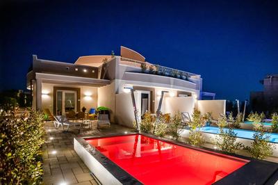 La Collina di Montegrappa - Suites with Heated Private Pool - Suites with Shared Pool