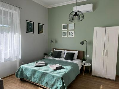 Kastélykert Vendégház Tata