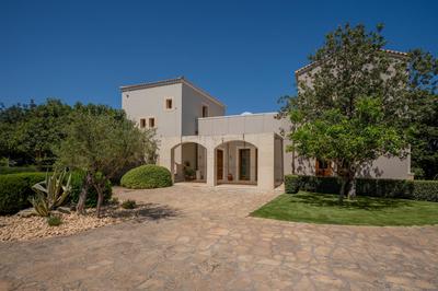 Luxurious Villa Liandri - With Private Pool