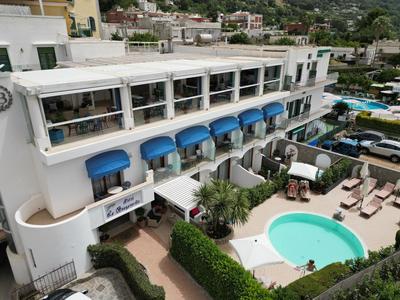 Bougainville Luxury Boutique Hotel