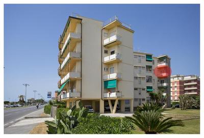 Casa Gorgone, SeaFront Flat!