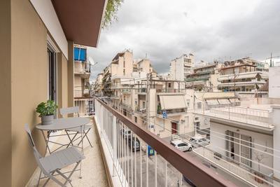 Margarita's 2-BDR Athens APT - 2 Stops to Acropolis