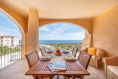 Ferienwohnung in Cala Gonone mit Großer Terrasse
