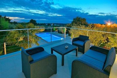 Residence Livija 2 mit Pool in Strandnähe