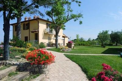 Ferienappartement Mit Garten Und Panoramablick