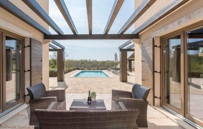 Villa Santi