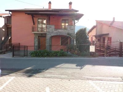 Casa Luna