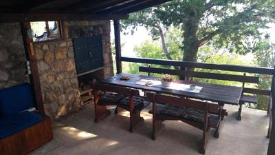 Ferienhaus in Lukovo Šugarje mit Großem Garten