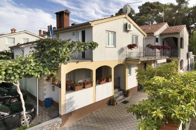 Ferienwohnung Pineta 1 mit Terrasse in Strandnähe