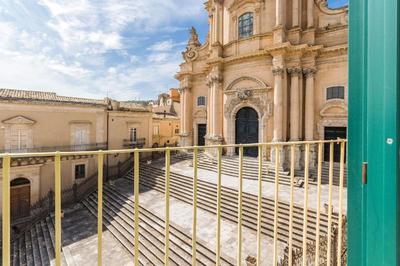 Ettore, Wohnung Mit Blick Auf Die Kathedrale Von Ibla