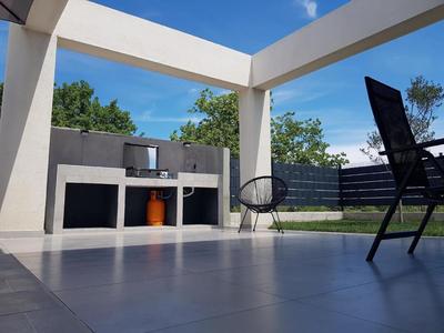 Ferienhaus Mit Privatem Pool In Ruhiger Lage