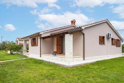 Villa Mirela