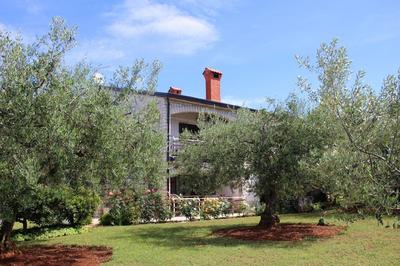 Ferienwohnung Jakomina 2 mit Garten in Strandnähe