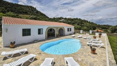 Wunderschönes Landhaus im Landhausstil mit Pool auf dem Land, in der Nähe von Monte Toro - b59870
