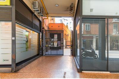 Nettuno Apartment - Private Garden in Bologna Center