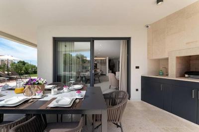 Luxuriöse Villa Perla mit Pool und Jacuzzi