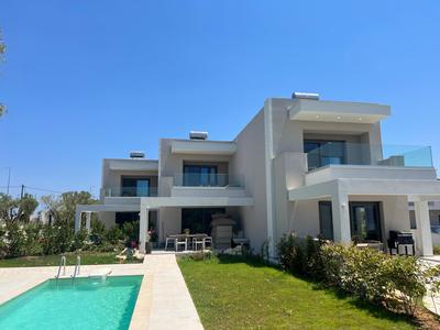 Elia Mare Luxury Villas with private pools close to the beach