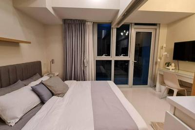 1BR king, modern balcony, wi-fi, netflix, BGC