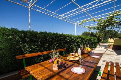 Ferienhaus in Katuni mit Privatem Pool
