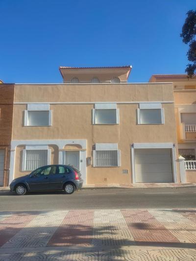 Dúplex junto a la playa
