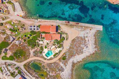 Villa Itaca - Swimming pool by the Sea